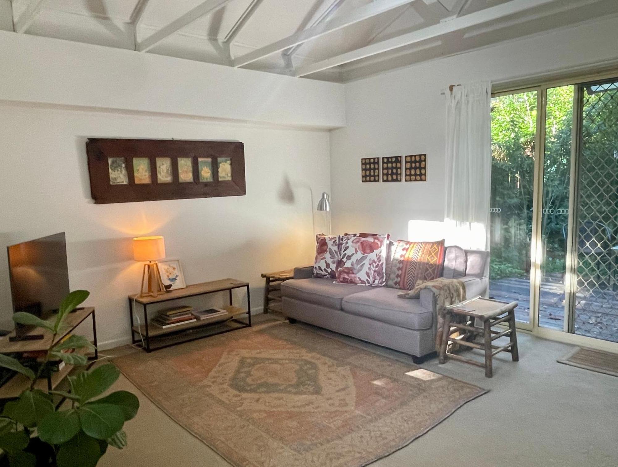 Lilli Pilli Guesthouse خليج بيرون المظهر الخارجي الصورة