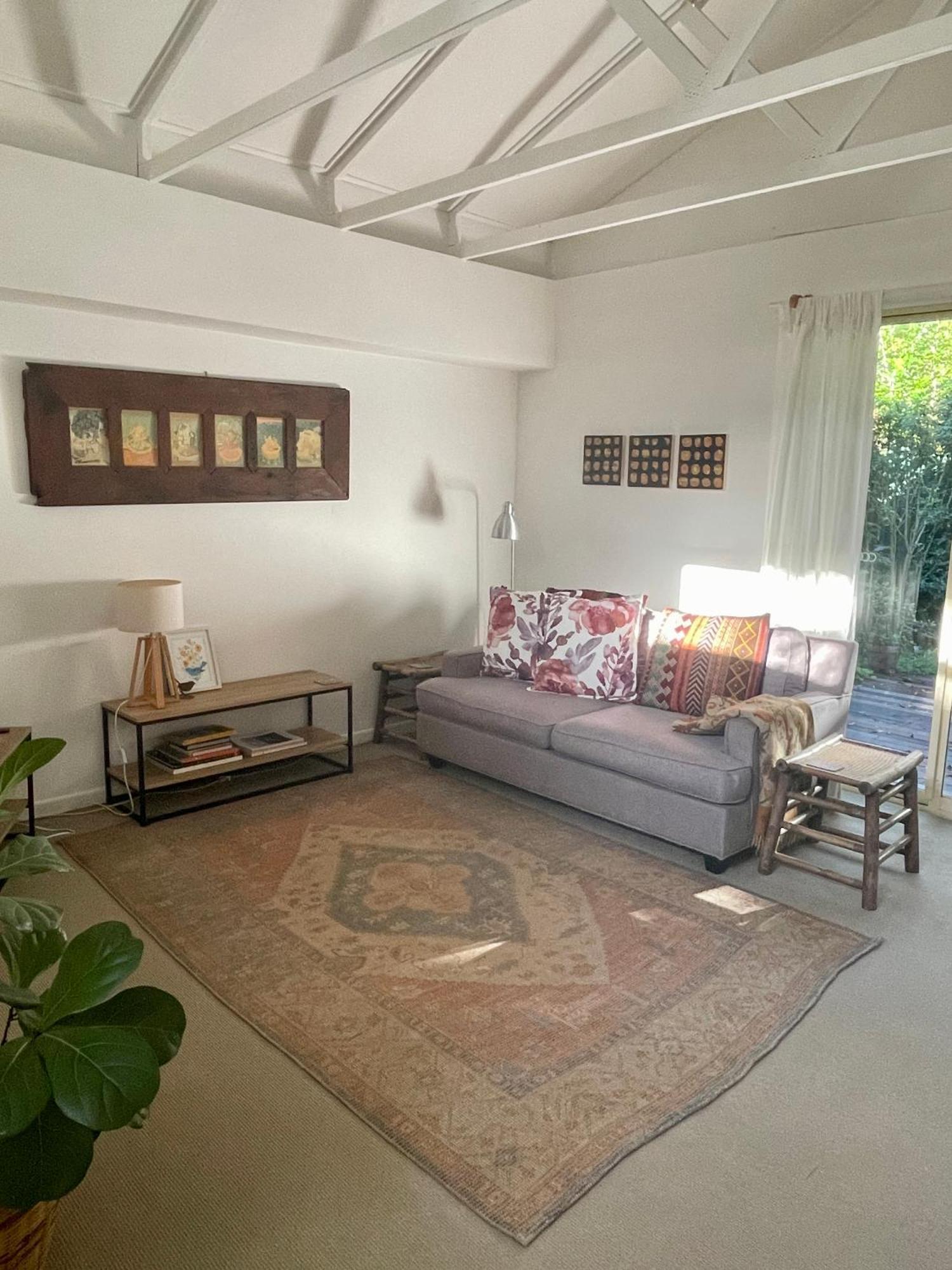 Lilli Pilli Guesthouse خليج بيرون المظهر الخارجي الصورة