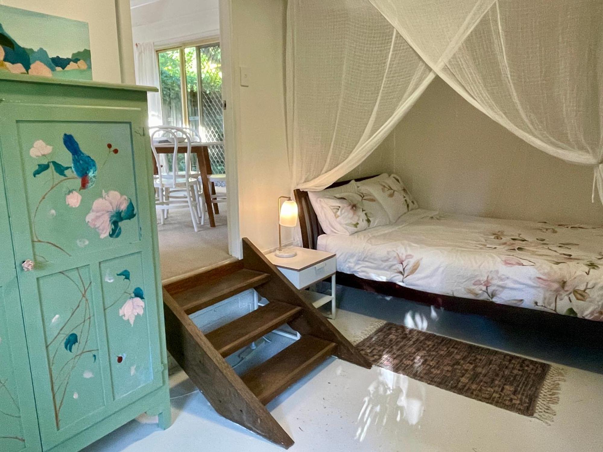 Lilli Pilli Guesthouse خليج بيرون المظهر الخارجي الصورة